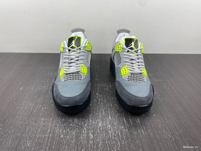 CT5342-007 4  Retro  SE 95 Jordan Neon 0717